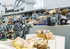 图片新闻:南沙勇士 环保卫士