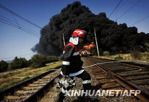 组图:格鲁吉亚发生火车爆炸事件(2)
