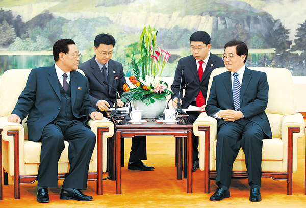 胡锦涛主席会见朝鲜总理金英日