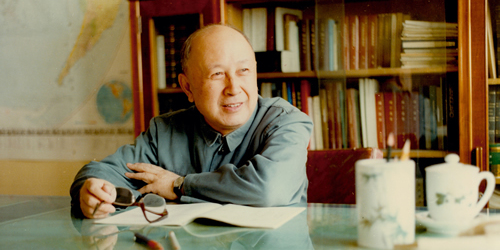 组图:科学巨星钱学森逝世 胡锦涛温家宝曾连年