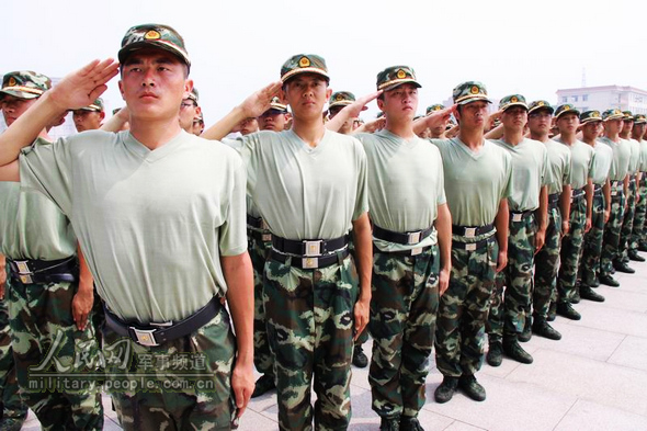 组图:中国人民大学、中国政法大学武警国防生