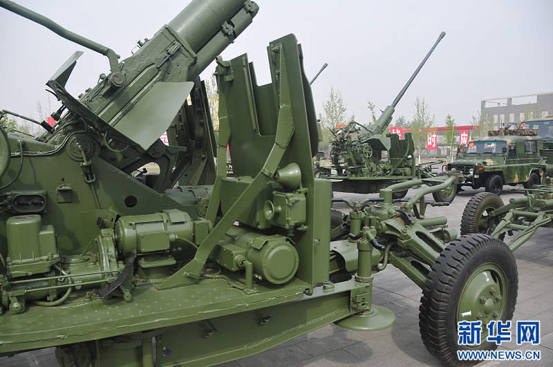 高清:中国预备役部队59式57毫米高射炮特写(7