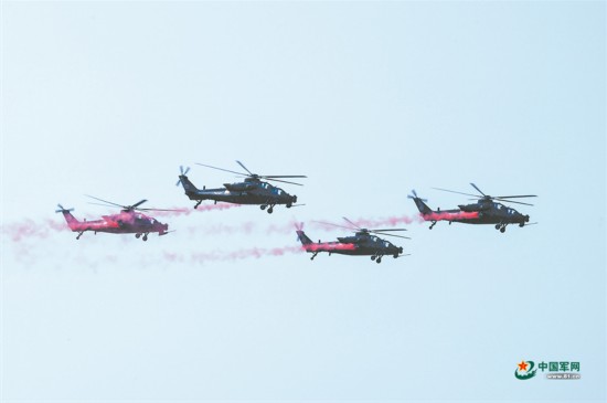 飛行表演現場。解放軍報記者 欒鋮 攝