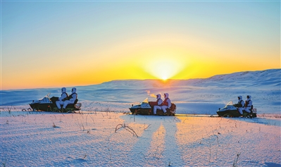 1月下旬,陆军某边防团官兵执行巡逻任务。王 越摄