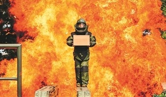 武警四川总队乐山支队开展排爆训练如何开户炒股买股票怎么开户。彭  恒摄